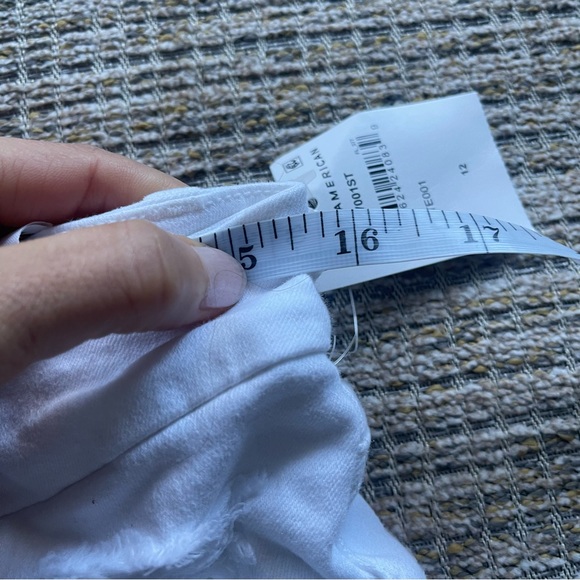 Good American Jeans - Picture 8 of 10